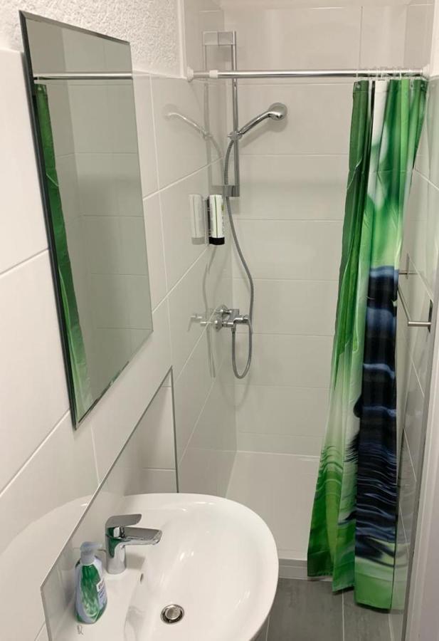 Stylisches 2 Zimmer Apartment Zum Abschalten Erfurt Ngoại thất bức ảnh